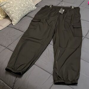 Bailey 44 Black Satin Feels Cargo Pants xl NWT